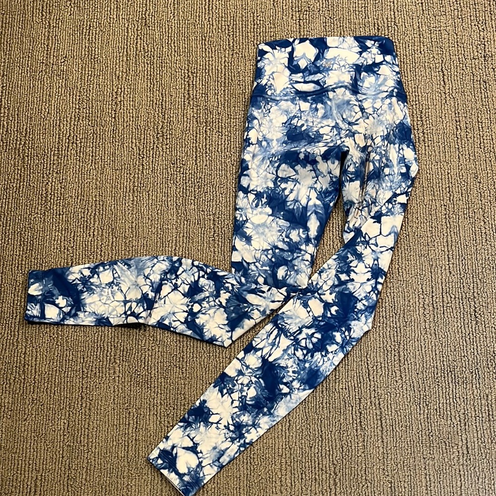 Lulu tie dye size 2